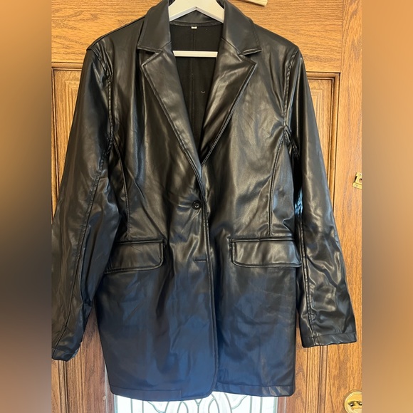 Faux leather jacket - Picture 2 of 2